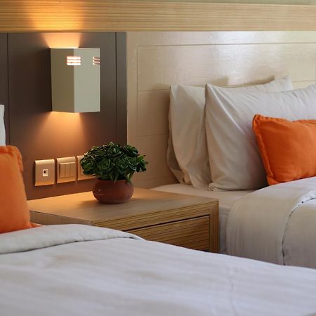 קוצ'ינג Damai Puri Resort & Spa מראה חיצוני תמונה A room at the hotel