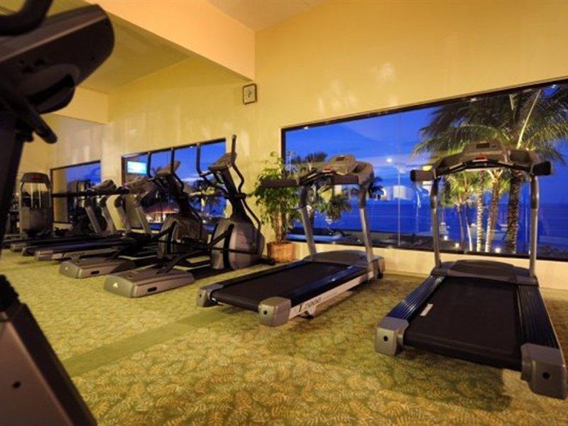 קוצ'ינג Damai Puri Resort & Spa מראה חיצוני תמונה The gym at the hotel