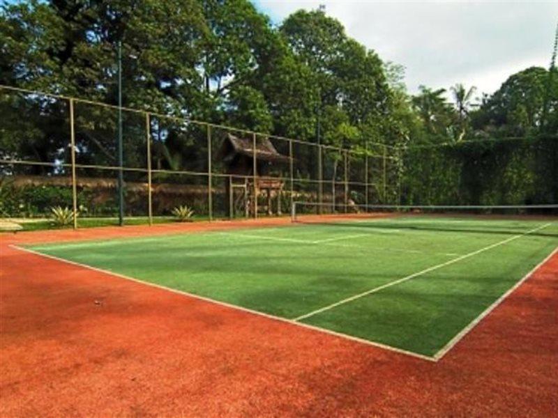 קוצ'ינג Damai Puri Resort & Spa מראה חיצוני תמונה Tennis court